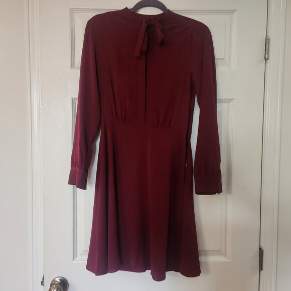 [NWT] H&M Dress - Picture 2 of 4